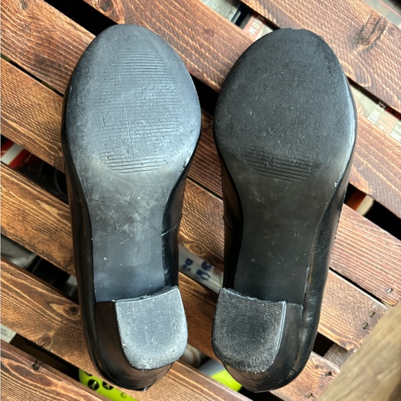 B.A.I.T. Pinup Heels - Picture 8 of 10